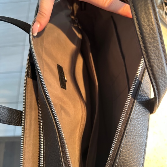 BOSS ZIPPED DOCUMENT CASE IN LEATHER - Picture 4 of 6